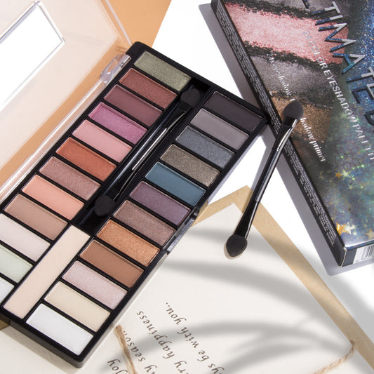 24-Color Eye Shadow - Ultimate Basics