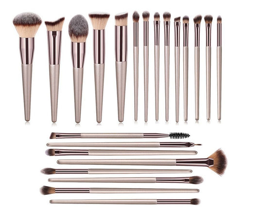 Loose Powder, Blush, Foundation & Eye Shadow Brush
